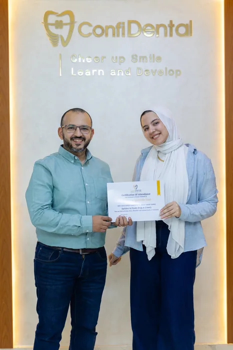 Certificate presentation at the ConfiDental centre